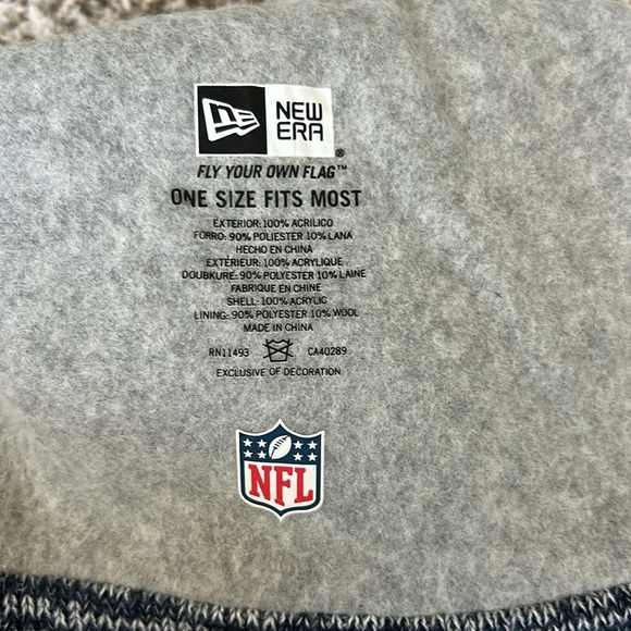 NFL New Era Seattle Seahawks Lined Beanie - Picture 5 of 7